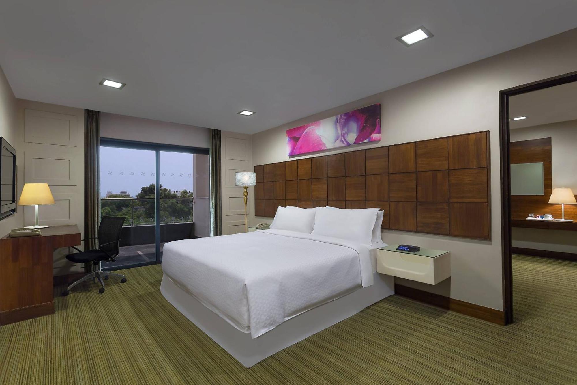 Four Points By Sheraton Visakhapatnam Zewnętrze zdjęcie